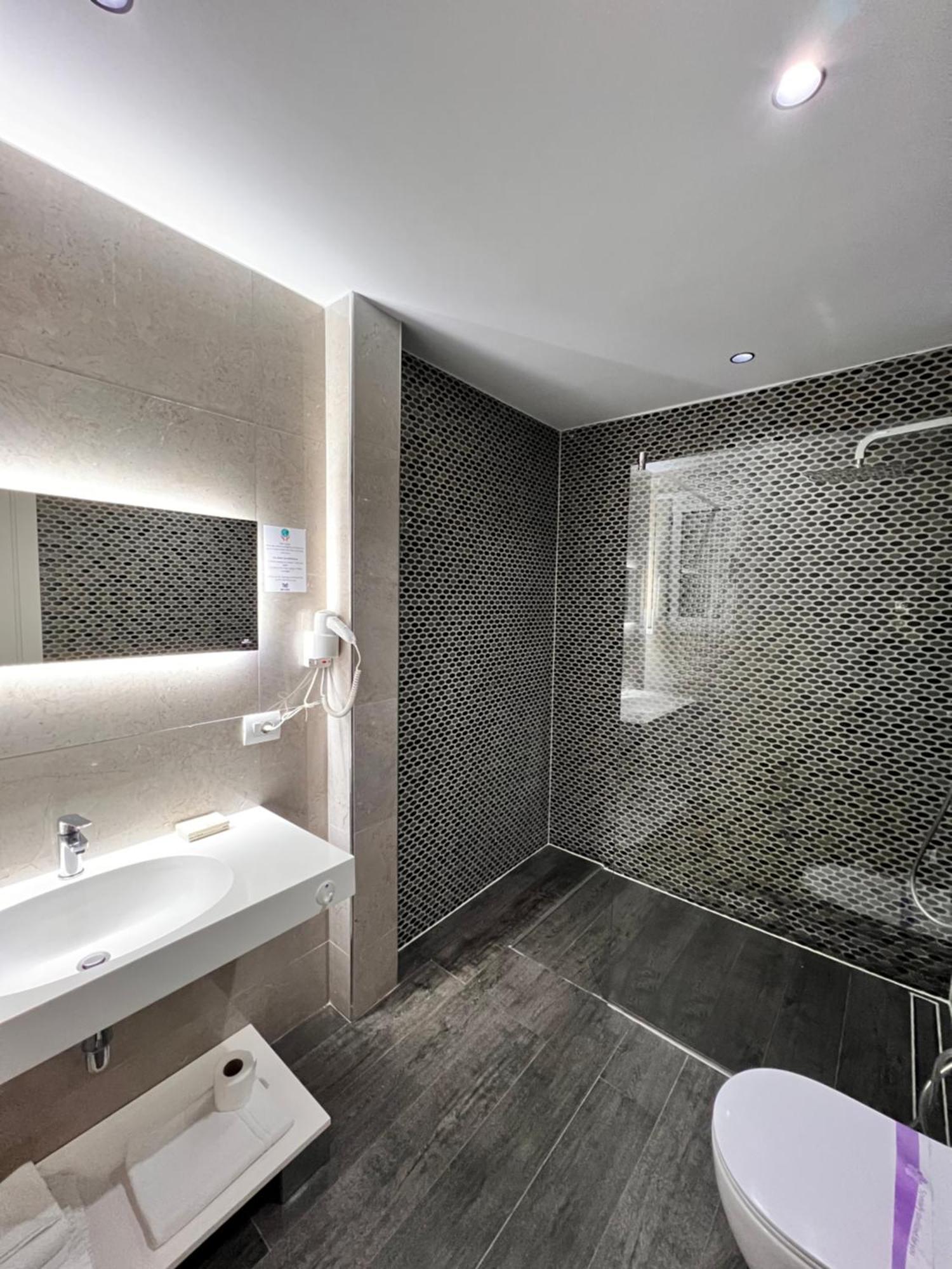 Maxi Room Vlore Exterior photo